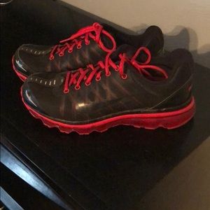 Nike Air Max 360 Black & Red men’s shoes